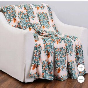 Berkshire Artist Series VelvetLoft Throw - New